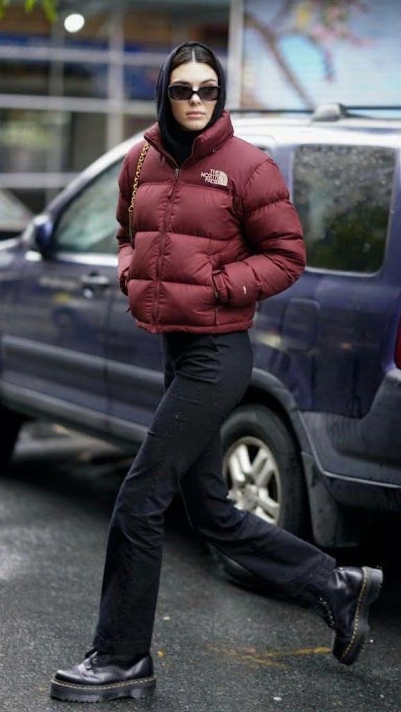 The North Face Nuptse 600 Puffer Jacket XS/S (Category: Coats, Jackets and Outerwear) located in Antipolo. Submitted by bentakahitanoano (Listing ID 1467576152, Image 1). Description: Still in good condition Size XS can fit S Minor black stain but not really noticeable Pit to pit 20 Length 23.5.