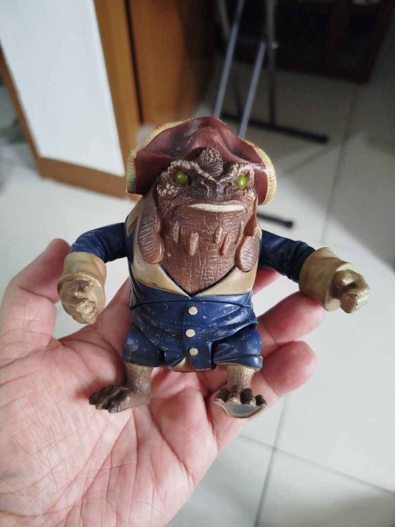 The Spiderwick chronicle red cap figure (Category: Action & Battle Toys) located in Quezon City. Submitted by toys_r_here (Listing ID 1467370780, Image 1). Description: GOOD FOR GIFT AND COLLECTION as is po Good condition First to pay gets the item pa check nalng sa pic yun condition pm me for questions ship pwede lalamove or jnt qc and marikina area.
