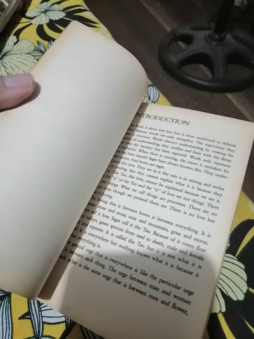The Tao of Relationships (Category: Storybooks) located in Makati City. Submitted by booksbymarvin (Listing ID 1463670232, Image 3). Description: For sale Paperback In good condition MOD, MOP: LBC GRAB, GCASH, BPI.
