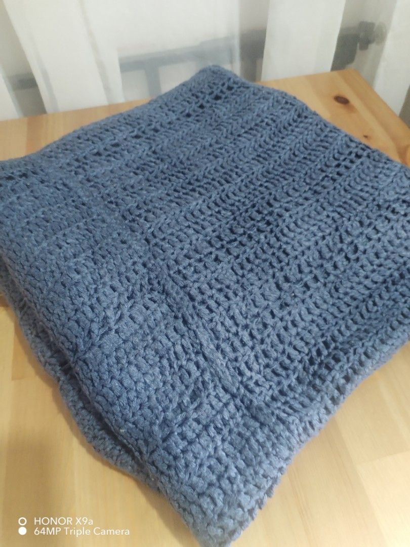 Throw Blanket (68 x 75 inches) (Category: Other Home Decor) located in Muntinlupa City. Submitted by arciagamaryann68 (Listing ID 1467412456, Image 1). Description: - Color: Classic Blue - Item: Textured Throw Blanket - Condition: Excellent, clean, and well-maintained - Use: Ideal for sofa, bed, or aircon room lounging - Design: Beautiful knitted pattern with breathable material.