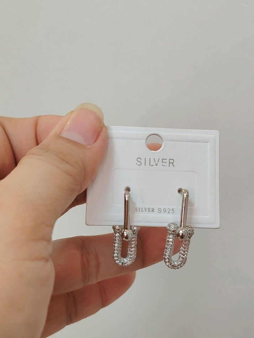 TIFFANY & CO. HARDWARE EARRINGS WITH STONES (Category: Earrings) located in Pasig City. Submitted by gotenten (Listing ID 1467401013, Image 1). Description: S925 Rhodium-coated..