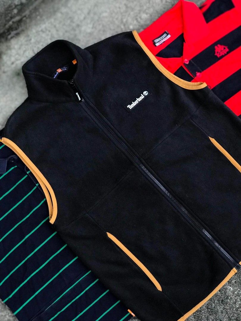Timberland fleece vest (Category: Activewear) located in Canlaon. Submitted by thriftytrift (Listing ID 1467522728, Image 2). Description: no issue size Medium but fit to Large Dimes: 28/23 Condition:10/10.