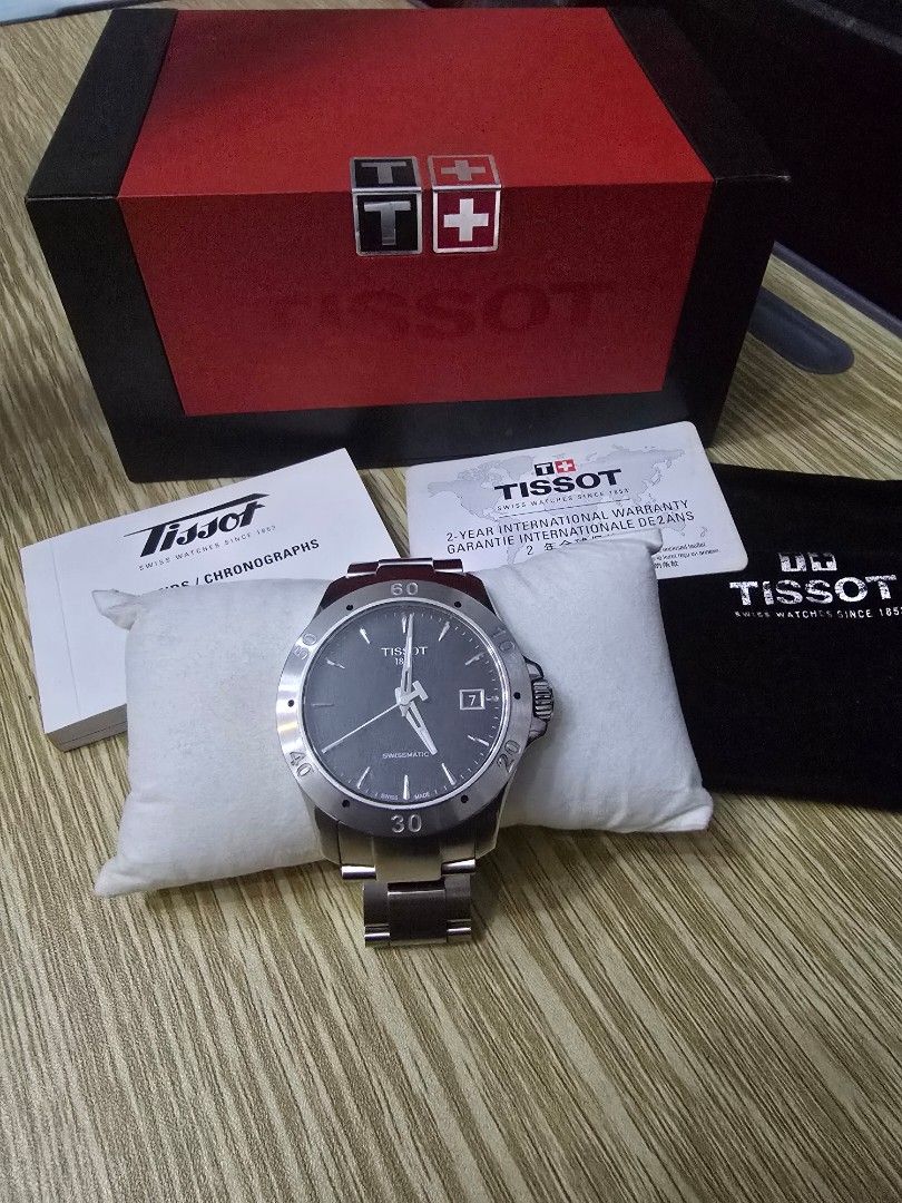 Tissot V8 Swissmatic Automatic (Category: Luxury Watches) located in Caloocan City. Submitted by sai1032013 (Listing ID 1467390219, Image 2). Description: .