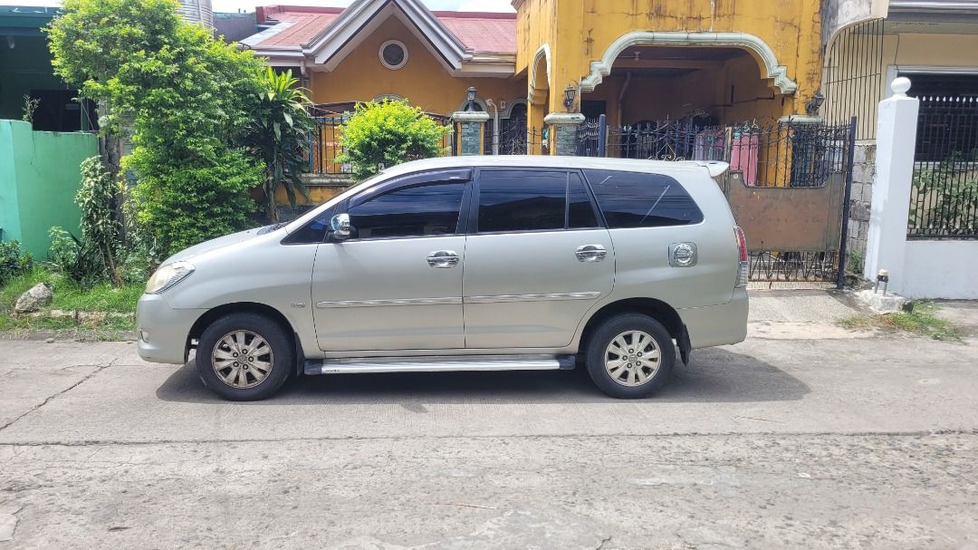 Toyota Innova (Category: Used Cars) located in Caloocan City. Submitted by dgamojr66768 (Listing ID 1467413163, Image 2). Description: G Variant full option.