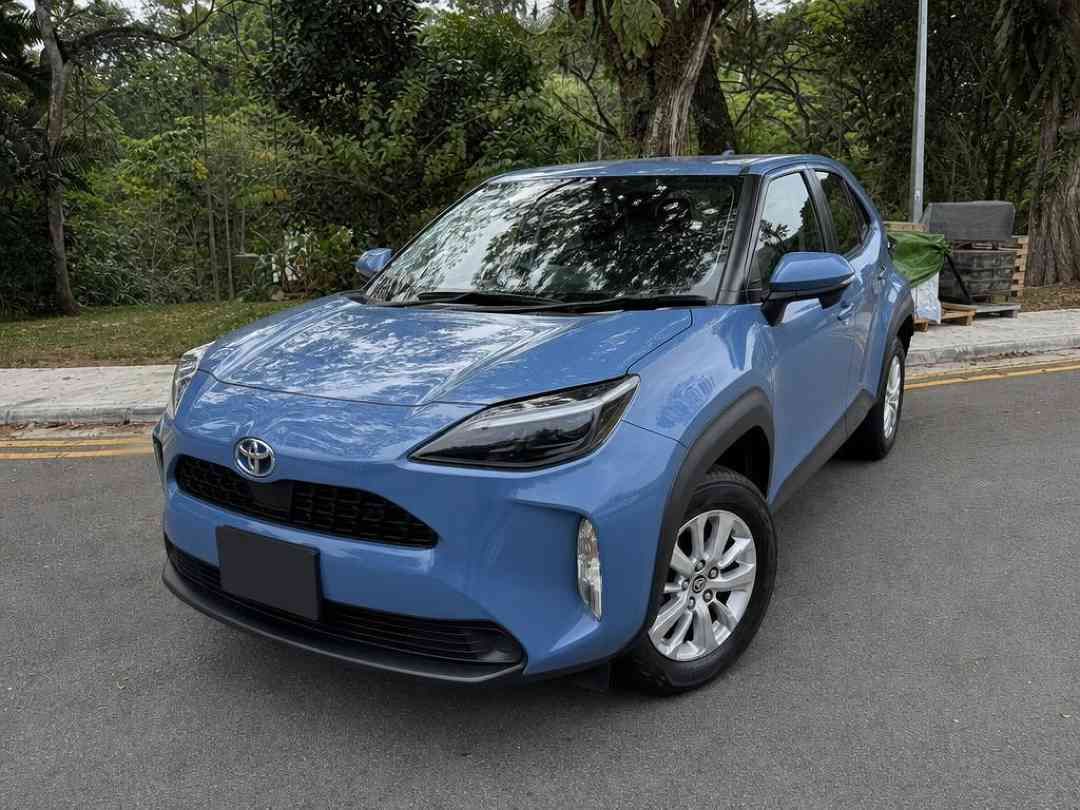 Toyota Yaris Cross Hybrid 1.5 Active (A) (Category: Used Cars) located in Singapore. Submitted by carousell_certified_partners (Listing ID 1467532381, Image 1). Description: Borneo Motors agent unit. Reliable Toyota hybrid technology, spacious and practical interior, excellent fuel economy and easy maintenance. A well-balanced SUV that gives you the comfort of a crossover with the efficiency of a hybrid. Attractive bank interest rate. Please call