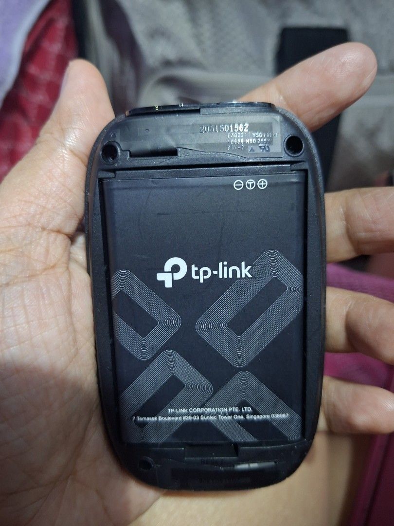 TP-Link M7000 4G LTE (OpenLine) (Category: Other Mobile & Gadget Accessories) located in Quezon City. Submitted by cee.gee26 (Listing ID 1467467119, Image 3). Description: Title: TP-Link M7000 4G LTE Mobile Wi-Fi (Openline / Complete Box & Receipt) Price: ₱1,550 (slightly negotiable) Condition: Lightly Used Key Features: Supports 4G LTE network Connects up to 10 devices simultaneously (smartphones, laptops, tablets) Built-in 2000 mAh rechargeable