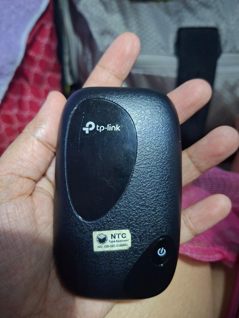 TP-Link M7000 4G LTE (OpenLine) (Category: Other Mobile & Gadget Accessories) located in Quezon City. Submitted by cee.gee26 (Listing ID 1467467119, Image 2). Description: Title: TP-Link M7000 4G LTE Mobile Wi-Fi (Openline / Complete Box & Receipt) Price: ₱1,550 (slightly negotiable) Condition: Lightly Used Key Features: Supports 4G LTE network Connects up to 10 devices simultaneously (smartphones, laptops, tablets) Built-in 2000 mAh rechargeable
