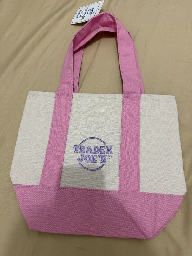 Trader Joes Mini Tote (Category: Tote Bags) located in Cebu City. Submitted by shopnsave2015 (Listing ID 1467420346, Image 3). Description: Guaranteed Authentic .