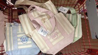 （分類：）位於 。 由 ct.dailybeauty 提交（商品編號 1467582746，圖片 1）。簡介： 。