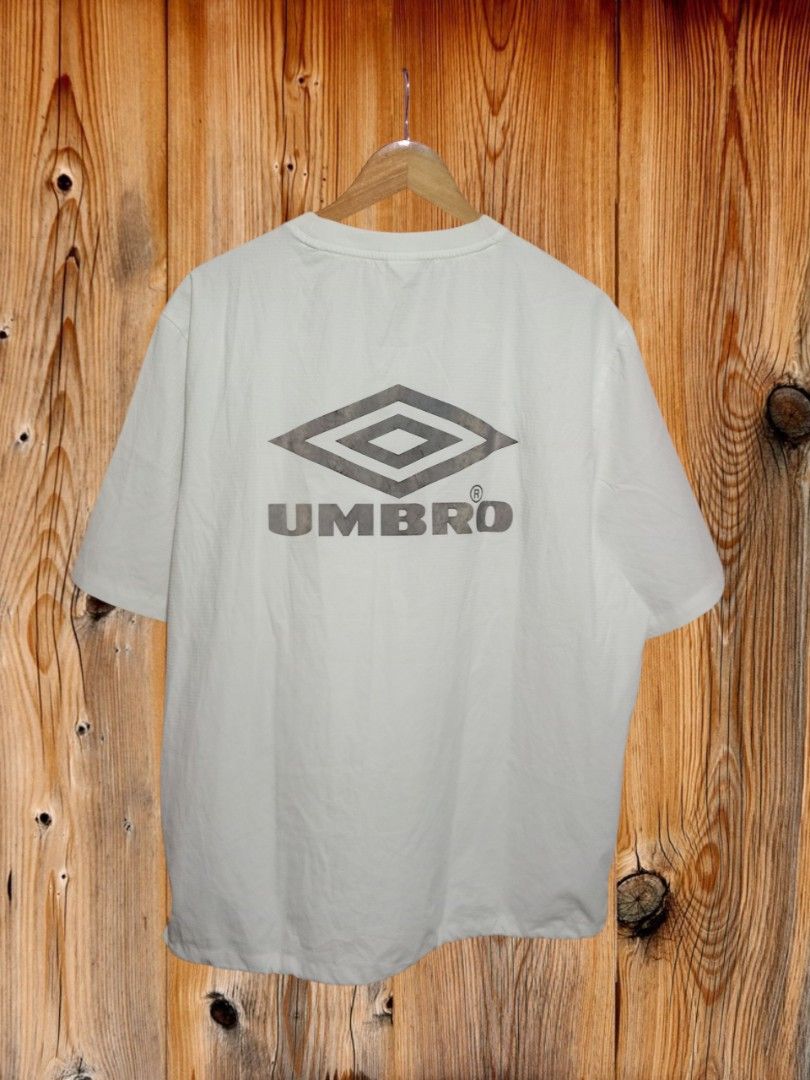 Umbro T-shirt 👕 (Category: Tshirts & Polo Shirts ) located in Davao. Submitted by ayeeasyshop13 (Listing ID 1467546253, Image 2). Description: Umbro T-shirt As new condition Size 110 on tag Dimension 24/30 300 + SF.