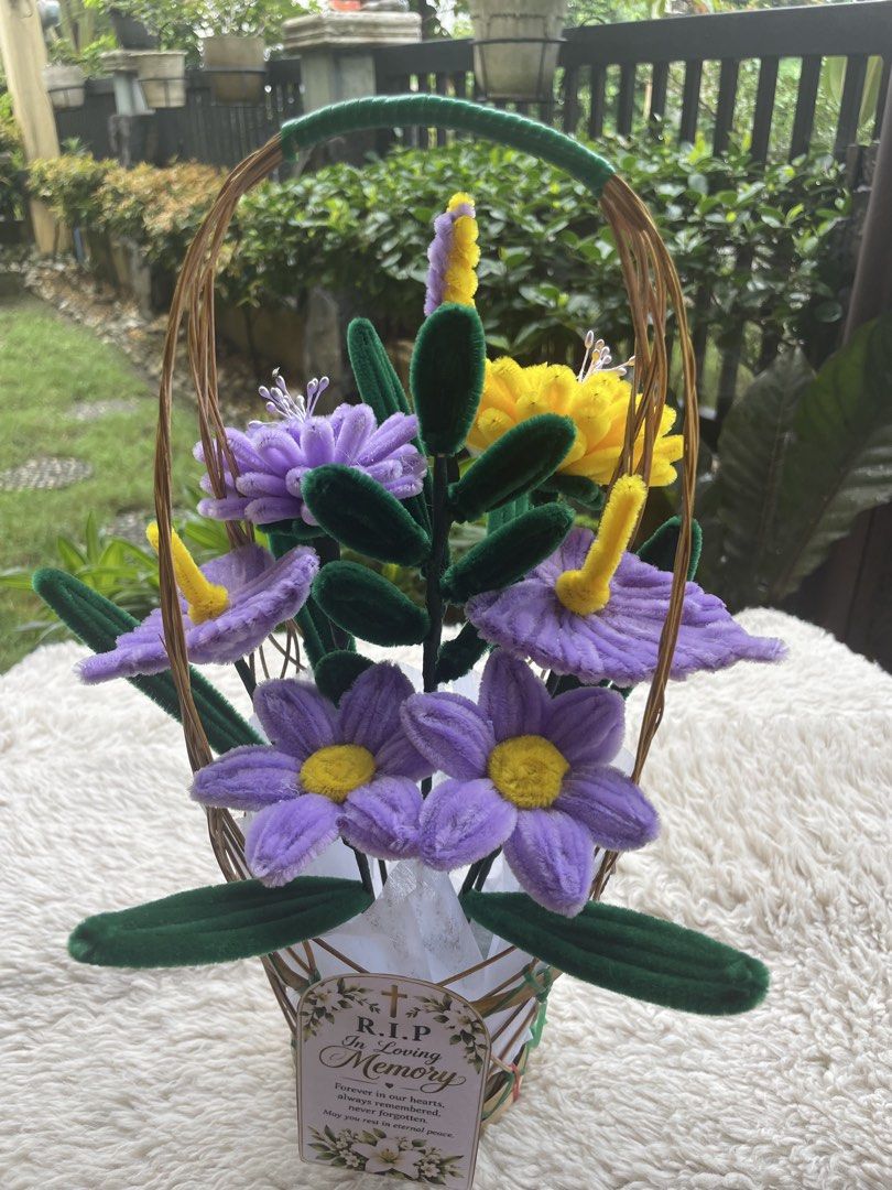 Undas Flower Basket (Category: Announcements) located in Rizal. Submitted by arlynazanion16 (Listing ID 1467382797, Image 2). Description: .