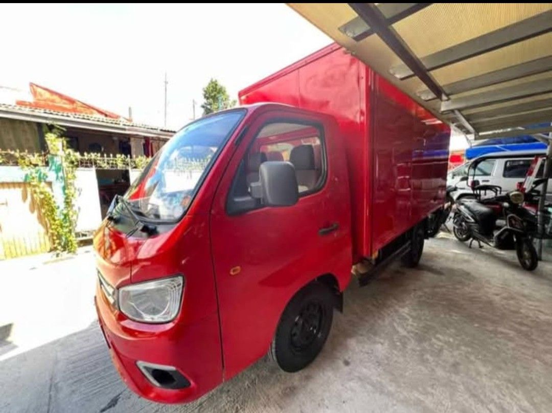 undefined Foton (Category: Used Cars) located in Manila. Submitted by vine_branhces (Listing ID 1467464156, Image 3). Description: 2019 Foton Gratour Aluminum Van M/T 3,xxx km.