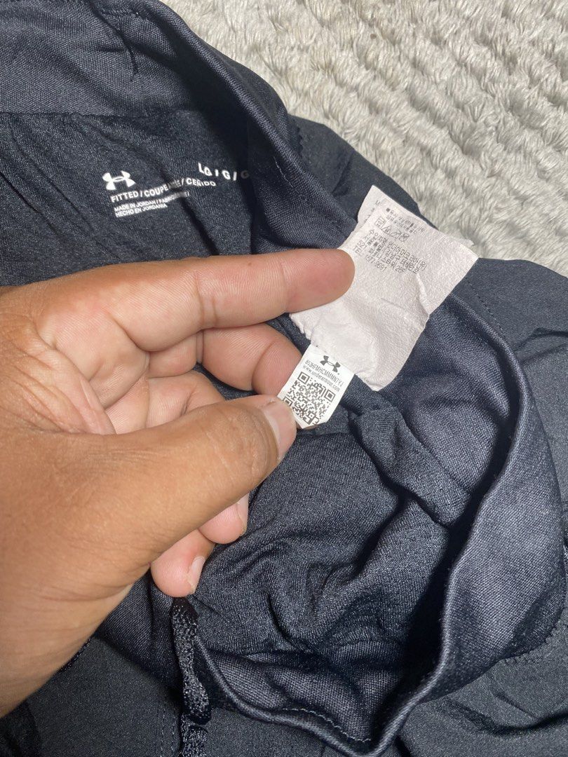 Under armour (Category: Shorts) located in Prosperidad. Submitted by octaviorey80594 (Listing ID 1467523393, Image 3). Description: UA short -excellent -no issue -Waist 30-32 -length 17 📍Mindanao.