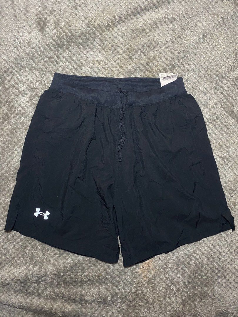 Under armour (Category: Shorts) located in Prosperidad. Submitted by octaviorey80594 (Listing ID 1467523393, Image 1). Description: UA short -excellent -no issue -Waist 30-32 -length 17 📍Mindanao.