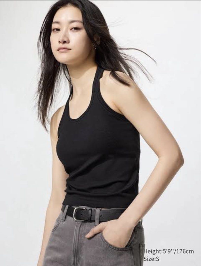 Uniqlo Black Halter Top (padded) (Category: Sleeveless) located in San Pedro. Submitted by clothingbyklar (Listing ID 1467426413, Image 1). Description: Better fit for those with a bigger bust size! I’m cup A and let’s just say mahangin haha L on tag; like new!!!.