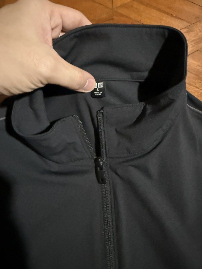 Uniqlo jacket (Category: Coats, Jackets and Outerwear) located in Quezon City. Submitted by vinceco8 (Listing ID 1467560299, Image 2). Description: Used once only.