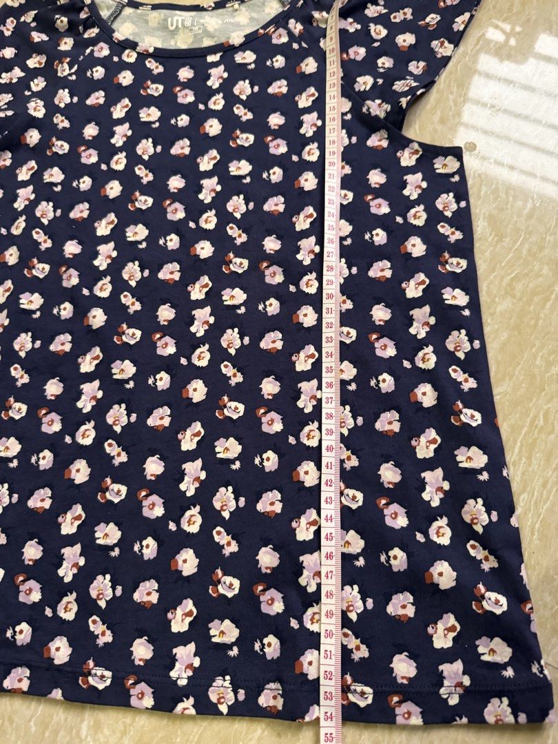 Uniqlo Printed Top for Kids (Category: Babies & Kids Fashion) located in Tuguegarao City. Submitted by ginnievillacorte (Listing ID 1467586259, Image 3). Description: Never used. Washed only. Please refer to the pictures for the measurements..