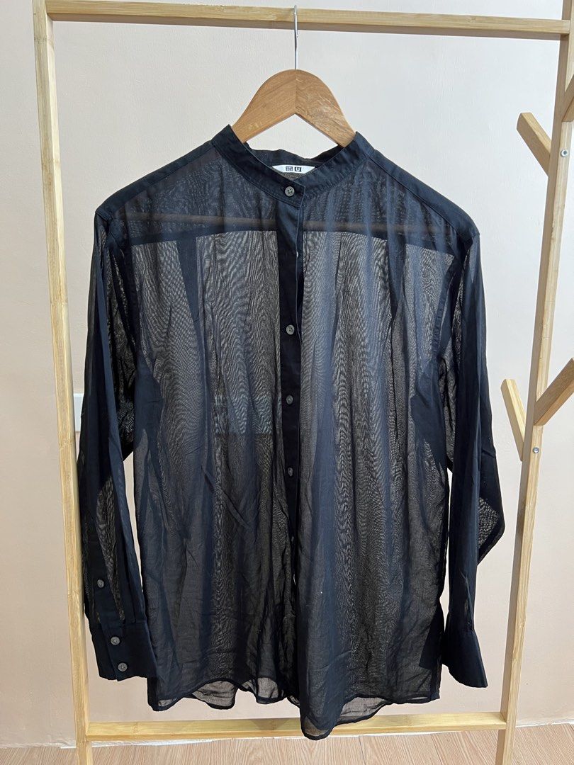 Uniqlo sheer long sleeve (Category: Longsleeves) located in Cavite. Submitted by akosishef (Listing ID 1467587197, Image 1). Description: Good condition Shipping sched: every weekends only due to work schedule Fit to S-M frame Mop: gcash Courier: jnt.