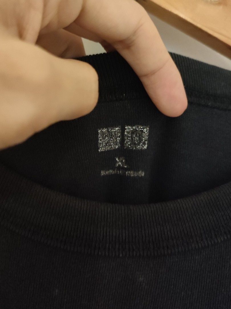 Uniqlo Shirt (Category: Tshirts & Polo Shirts ) located in Ibajay. Submitted by trendholicrepublique (Listing ID 1467406405, Image 3). Description: Uniqlo Shirt 99 PHP Color Rate 8.8/10 XL On Tag (24 x 28) Very Good Condition (need wash).