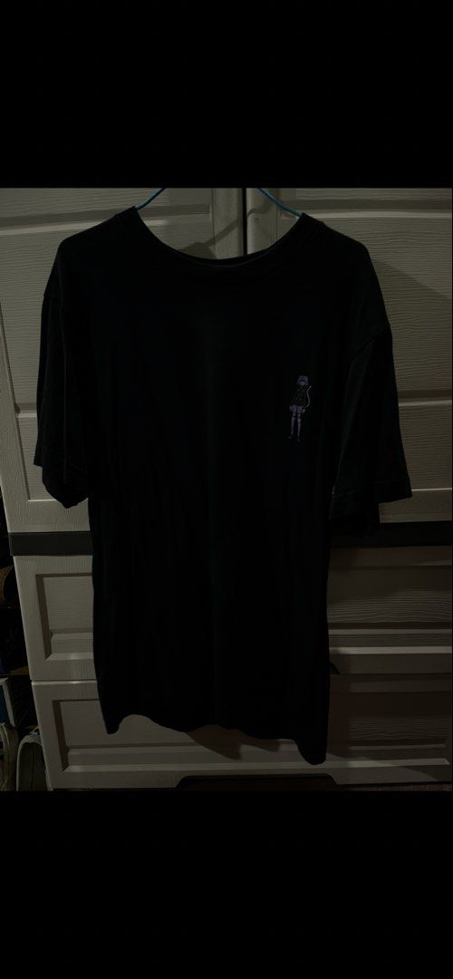 Uniqlo UT Hunter x Hunter (Category: Shirts) located in Manila. Submitted by patgozum (Listing ID 1467367390, Image 2). Description: .