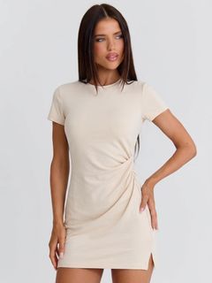 (Category: ) located in . Submitted by thriftby_zy (Listing ID 1467500017, Image 1). Description: .