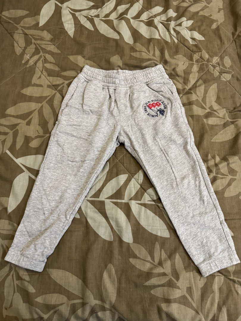 US Polo Assn - Jogging Pants (Category: Babies & Kids Fashion) located in Makati City. Submitted by averysbabyshop (Listing ID 1467450518, Image 1). Description: XS on tag.