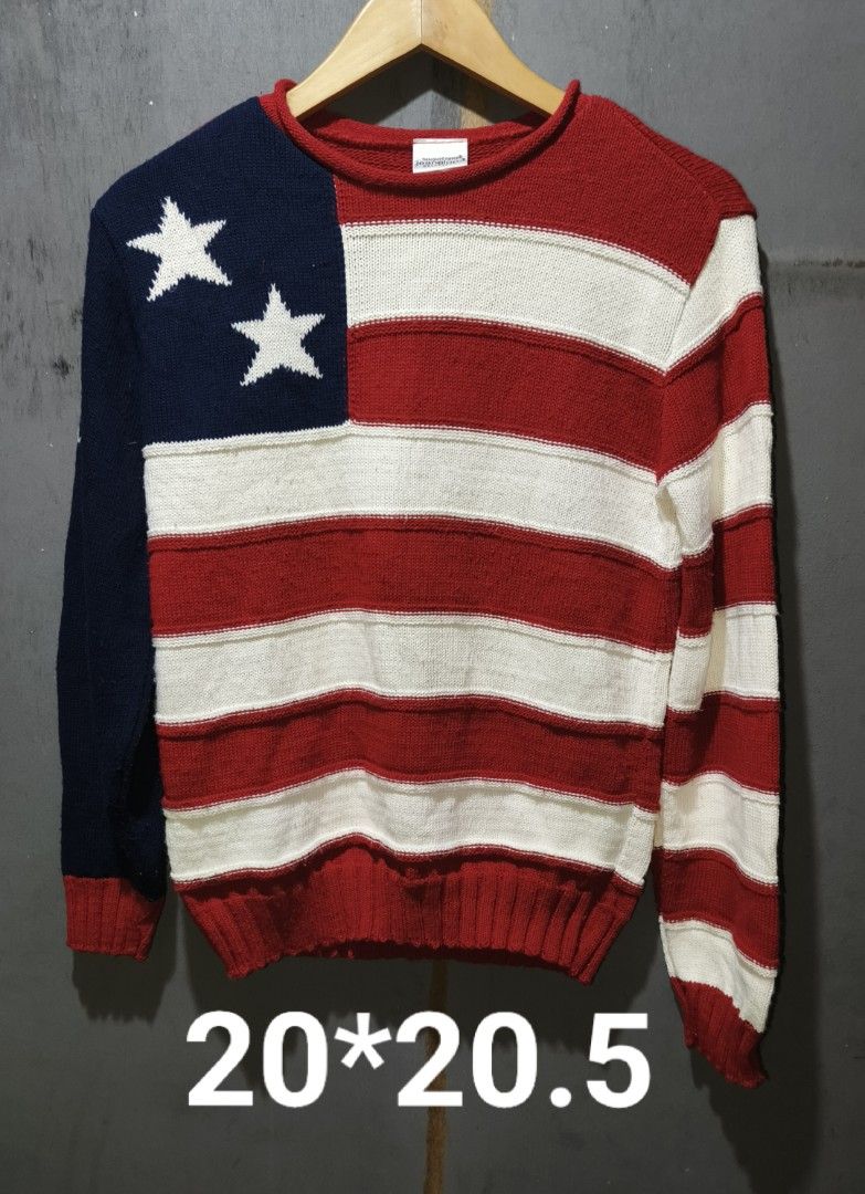 USA FLAG KNITTED SWEATER (Category: Coats, Jackets and Outerwear) located in Makati City. Submitted by updownthrift (Listing ID 1467570908, Image 1). Description: NO ISSUE NEED WASH.