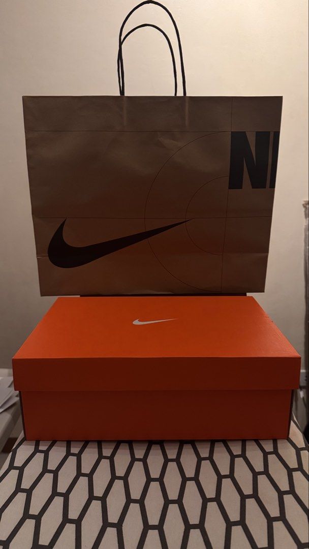 Used Shoe Boxes (Category: Belt bags, Clutches and Pouches) located in Pasig City. Submitted by mrnsnjs (Listing ID 1467474592, Image 1). Description: Good as new shoe boxes. .