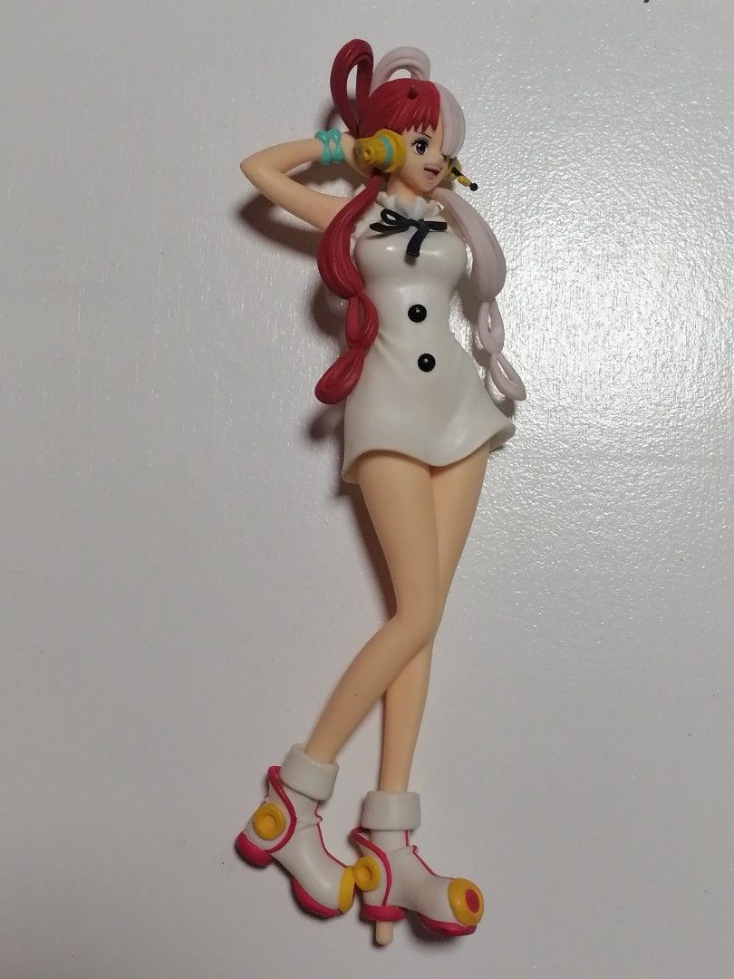 Uta (One Piece : Red) Anime Figure (Category: Other Merchandise) located in San Mateo. Submitted by arrowscrap_delight (Listing ID 1467394440, Image 1). Description: Uta (One Piece : Red) Anime Figure As is Condition Glitter & Glamours (Version A) by Banpresto Height : Approx 9" Issues : Missing Left Hand and Wings. No Plastic Base plate. As is 95 + SF.