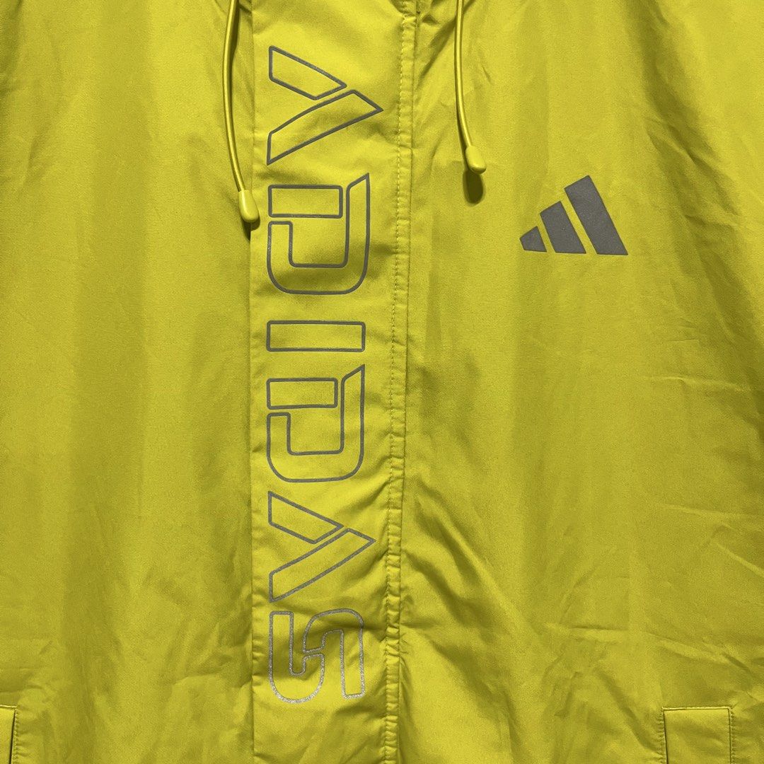 Value Range Woven Jacket adidas (Category: Coats, Jackets and Outerwear) located in Kadingilan. Submitted by tejaresnick (Listing ID 1467548848, Image 2). Description: Excellent condition No issue Color rate 9.5/10.