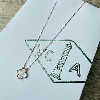 （分類：）位於 。 由 gennie_pagac 提交（商品編號 1467597066，圖片 1）。簡介： 。