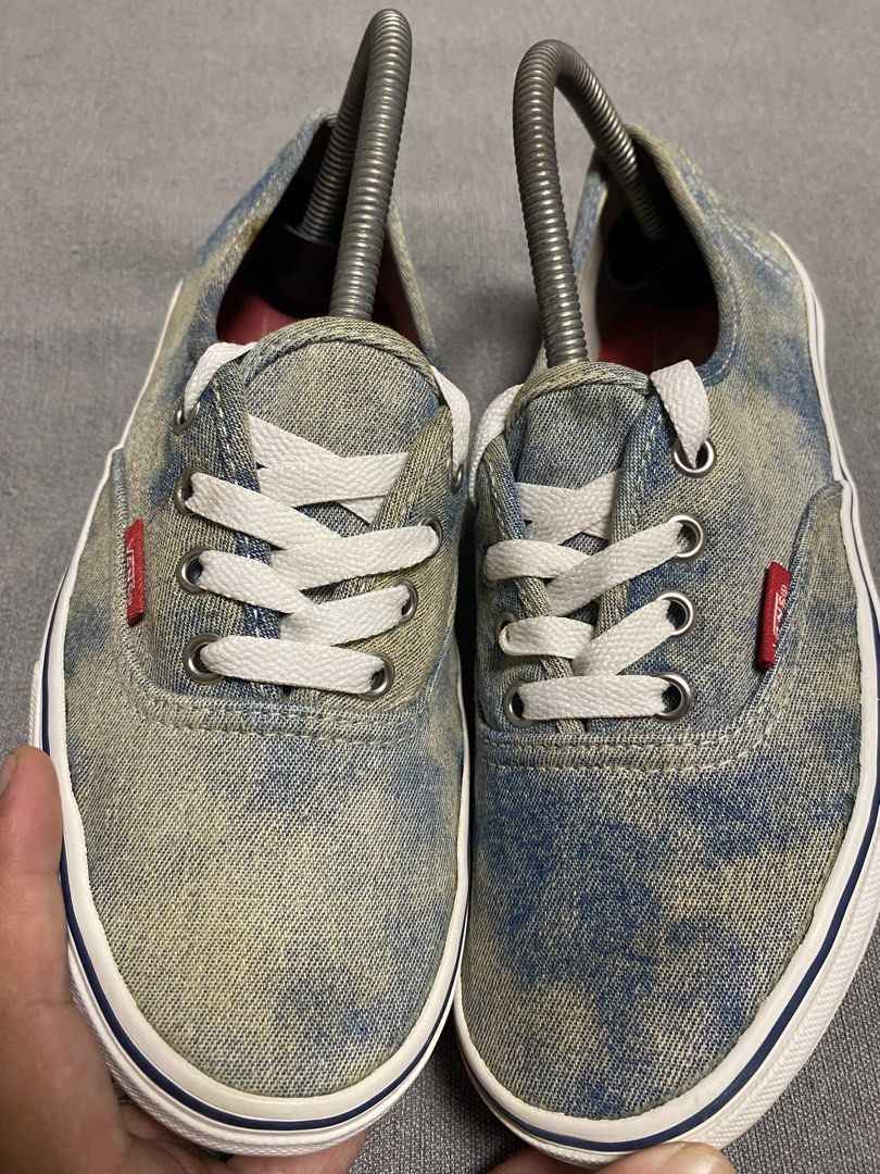 Vans Acid denim wash (Category: Sneakers) located in Cabuyao City. Submitted by ukaythriftshirt (Listing ID 1467480459, Image 3). Description: Vans acid denim wash Excellent Condition Us Mens : 6, Women's : 7.5 No issue sign of usage only - 999.