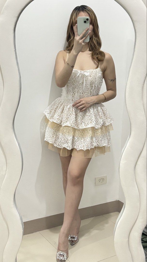 Vietnam Dresses🎀✨ (Category: Dresses) located in Pasay City. Submitted by xiaosclosetph_ (Listing ID 1467602328, Image 3). Description: Brand New Vietnam Dress🎀✨ Size: Small to Medium 🚚Via Lalamove / J&T 📍Pasay City.