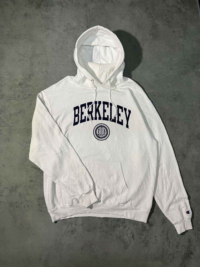 Vintage Champion Berkeley University (Category: Activewear) located in Marilao. Submitted by thriftyy_69 (Listing ID 1467408520, Image 1). Description: * ��Very Good Condition * ��Color rate: 9.5/10 * �width: 23 * ��length: 28 * ��Best fit: X-large.