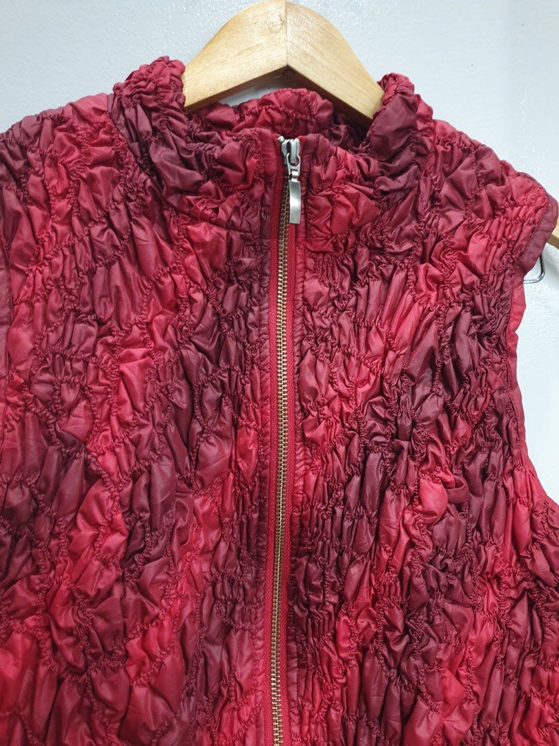 Vintage Christopher Banks red full-zip vest statement piece top (Category: Coats, Jackets and Outerwear) located in Calamba. Submitted by mimabuy (Listing ID 1467386749, Image 2). Description: Super stylish best fit for medium to large frames.