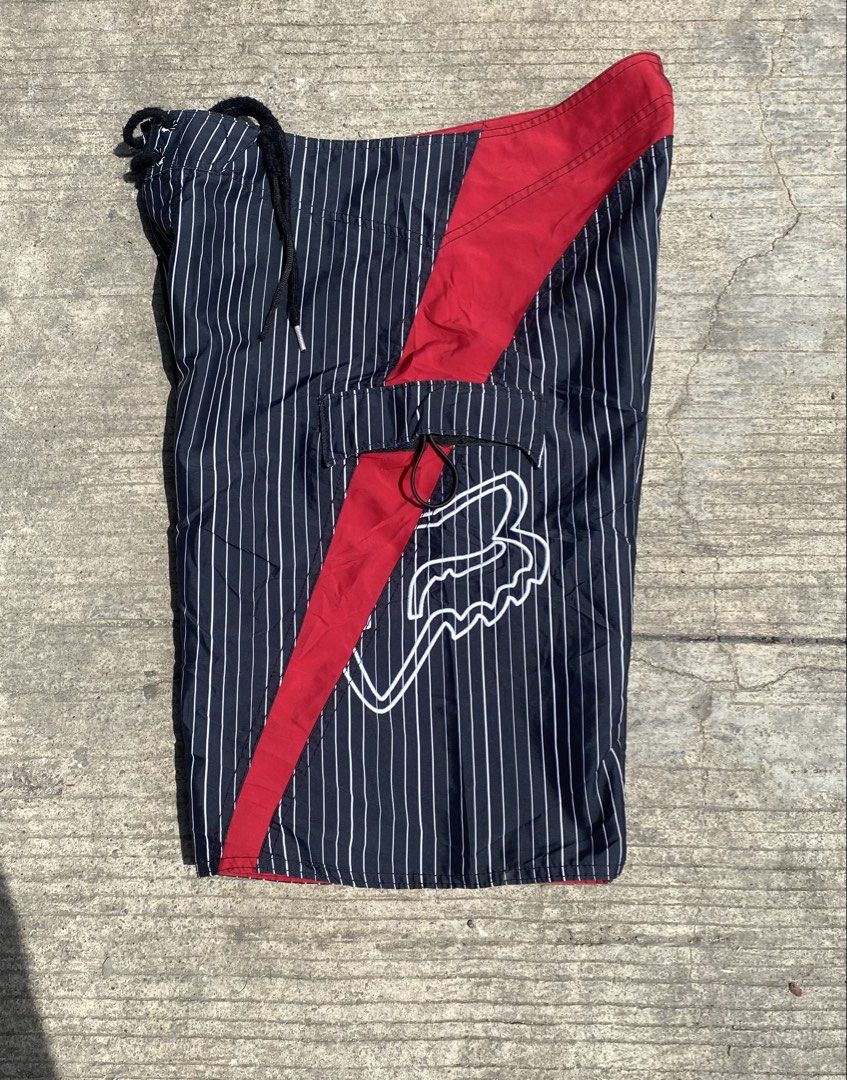Vintage fox board shorts (Category: Swim Trunks & Board Shorts) located in Surigao. Submitted by santostris12676 (Listing ID 1467380231, Image 2). Description: Size 32 As new condition .