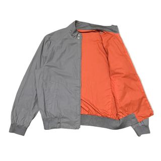 (Category: ) located in . Submitted by yerk_streetwear (Listing ID 1467470182, Image 1). Description: .