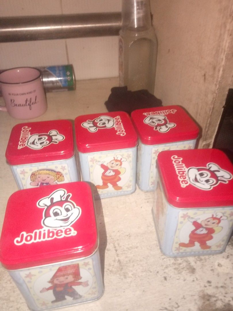 Vintage Jollibee Tin Canister (Category: Vintage Collectibles) located in Paranaque City. Submitted by kuyzlhex.trading (Listing ID 1467393918, Image 2). Description: discription in pic mint condition. 250 each 1000 take all..