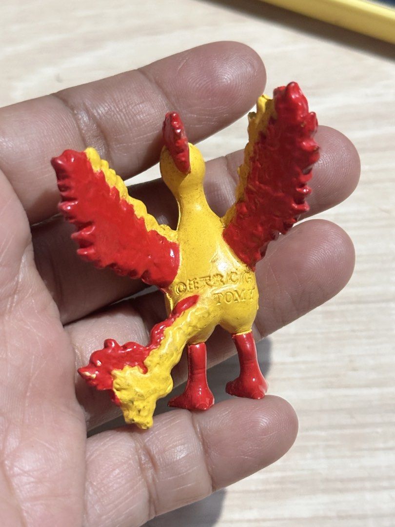 Vintage Moltres Pokemon mini figure (Category: Figurines & Statues) located in General Santos City (Dadiangas). Submitted by toysville888 (Listing ID 1467447282, Image 3). Description: vintage Moltres Pokémon mini PVC no flaws original bandai.