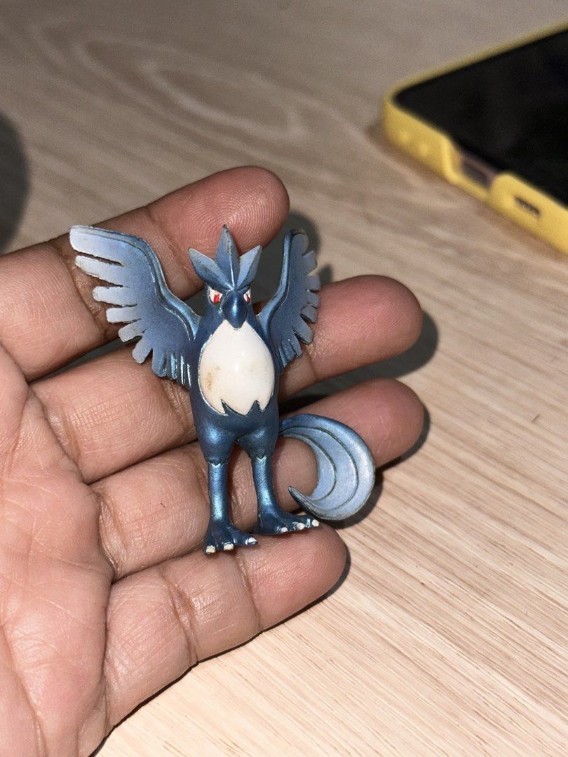 Vintage Pokemon Articuno (Category: Vintage Collectibles) located in General Santos City (Dadiangas). Submitted by toysville888 (Listing ID 1467447673, Image 3). Description: vintage 1999 Tomy Pokémon Articuno (No. 144) PVC mini figure from the original Moncolle (Monster Collection) line..
