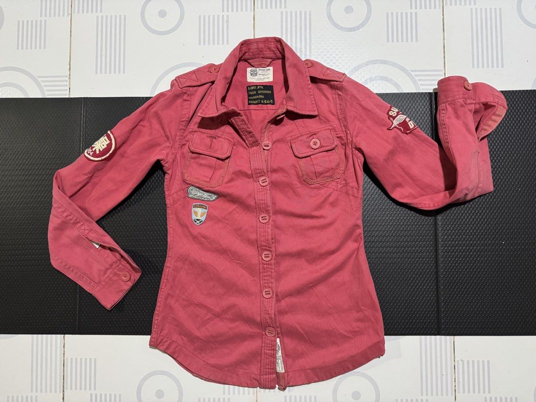 Vintage SUPERDRY JACKET (Category: Coats, Jackets and Outerwear) located in Cebu City. Submitted by etnaner (Listing ID 1467472371, Image 1). Description: Vintage SUPER DRY JACKET MULTIPATCH SIZE: SMALL ON TAG DETAILS POSTED.