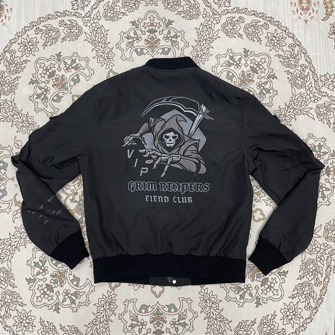 VIP Multipocket Flight Jacket (Category: Coats, Jackets and Outerwear) located in Kota Bharu. Submitted by timelessbags (Listing ID 1467456077, Image 2). Description: VIP Multipocket Flight Jacket Made In China Measurements P23 x L26 Overall good condition .