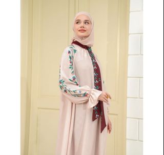 (Kategori: ) berada di . Dikirim oleh cheeceehas (ID iklan 1467447142, Gambar 1). Deskripsi: .