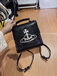 (Category: ) located in . Submitted by poshavenue_boutique (Listing ID 1467554590, Image 1). Description: .
