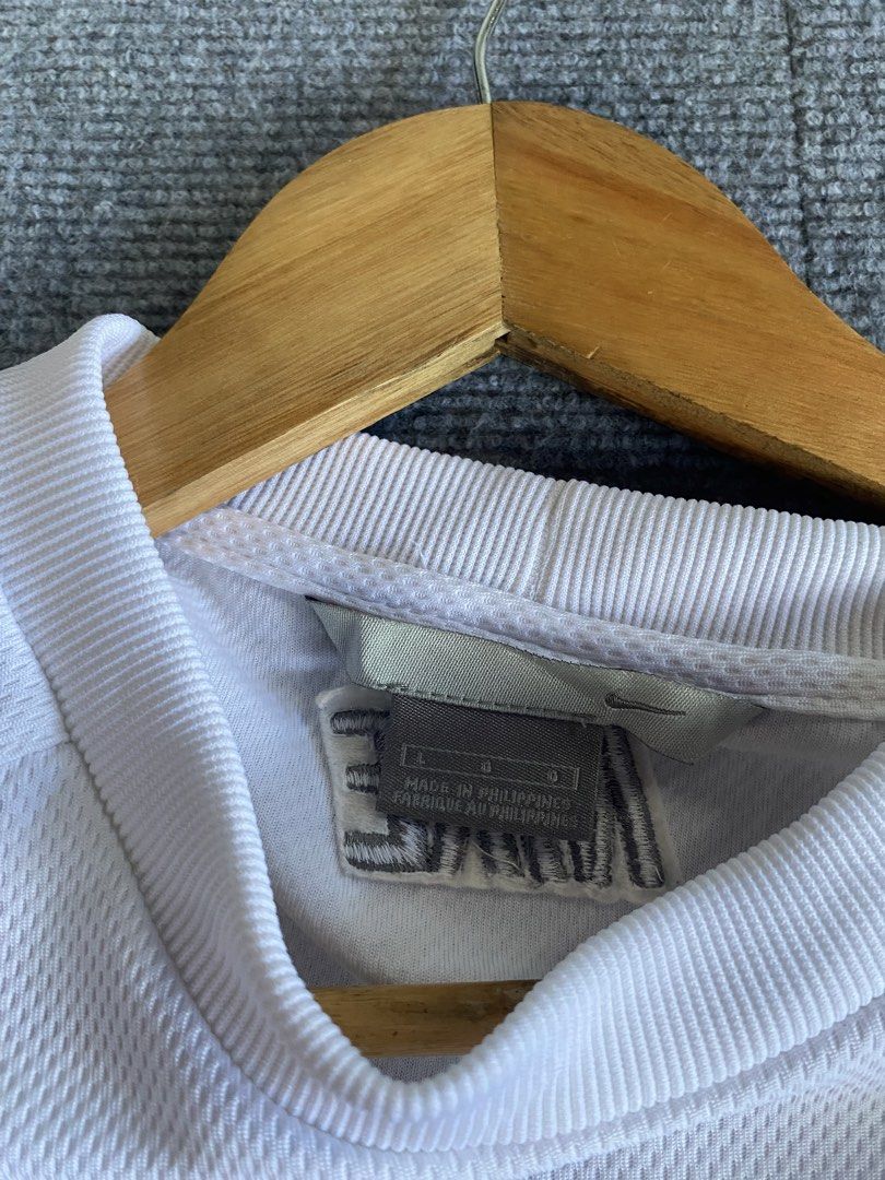 VNTG NIKE (Category: Tshirts & Polo Shirts ) located in Tandag. Submitted by ChristianThrift (Listing ID 1467468206, Image 3). Description: VNTG NIKE Excellent Condition 10/10 Color rate Size Large Width 23 Length 29 No issues DM.