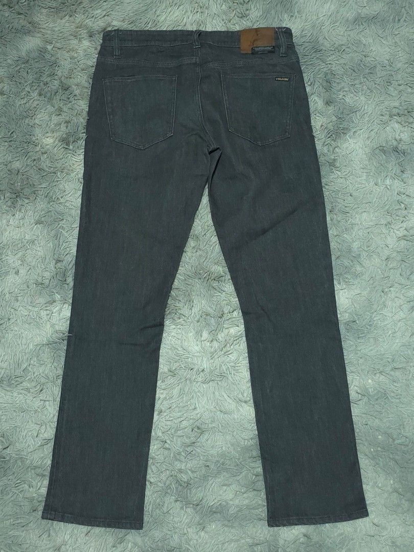 Volcom Vorta Slim Straight Jeans (Category: Jeans) located in Abulug. Submitted by humanwhosellthings (Listing ID 1467366141, Image 2). Description: VOLCOM Denim Pants ✅Excellent Condition ✅Issue: none ▫️Waist Size: 32 on tag fit to 34 ▫️Length: 41 - Fit: Slim Straight - Color: Dark Grey / Charcoal - Material: Water-saving denim with recycled elements - Features: Classic 5-pocket setup, zip fly, signature asymmetrical back yoke, and iconic back p