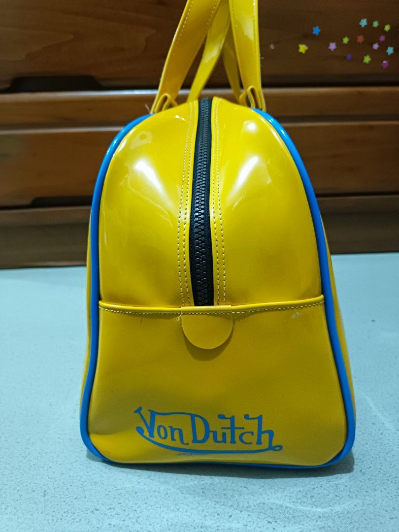 Von Dutch Y2K Bowling Bag (Category: Luxury Bags & Wallets) located in Santa Cruz. Submitted by friendlyfire1 (Listing ID 1467465611, Image 3). Description: +SF.