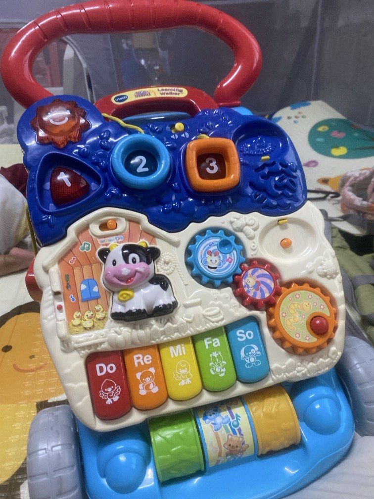 Vtech walker (Category: Infant Playtime) located in Kota Bharu. Submitted by mudain0654000 (Listing ID 1467395092, Image 2). Description: Ada music, lampu ,dan smua msih ok Jenama vtech ni yg best kukuh bahagian roda boleh adjust.