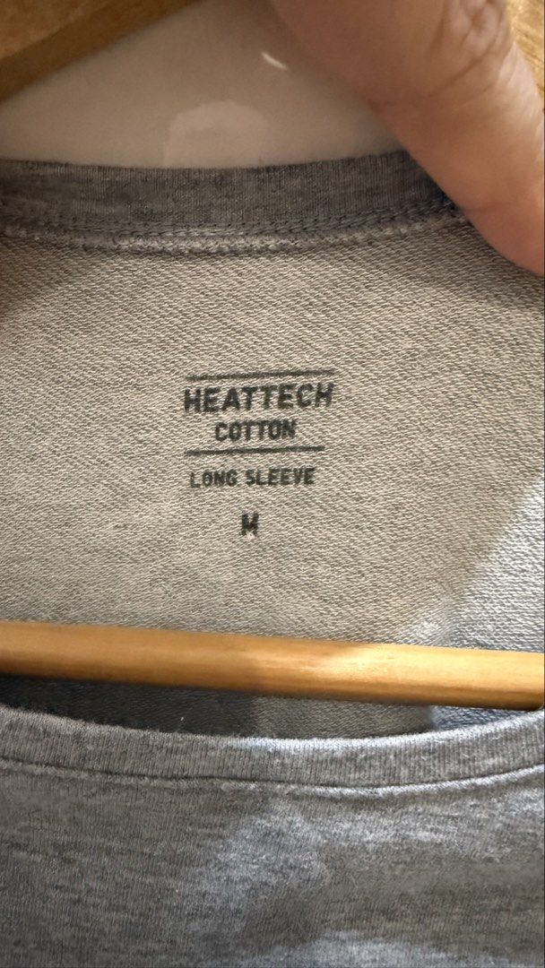 W Uniqlo heattech cotton extra warm 01948 (Category: Longsleeves) located in Paranaque City. Submitted by kkattspreloved (Listing ID 1467488913, Image 3). Description: Medium on tag Minimal sign of usage ❗️Items are already washed and ready to wear ❗️Mixed of personal preloved items and personal handpicked ❗️Limit your Expectations based on the price of the items that you are buying ❗️Reservation for paid items only ❗️Payment first basis no to CO