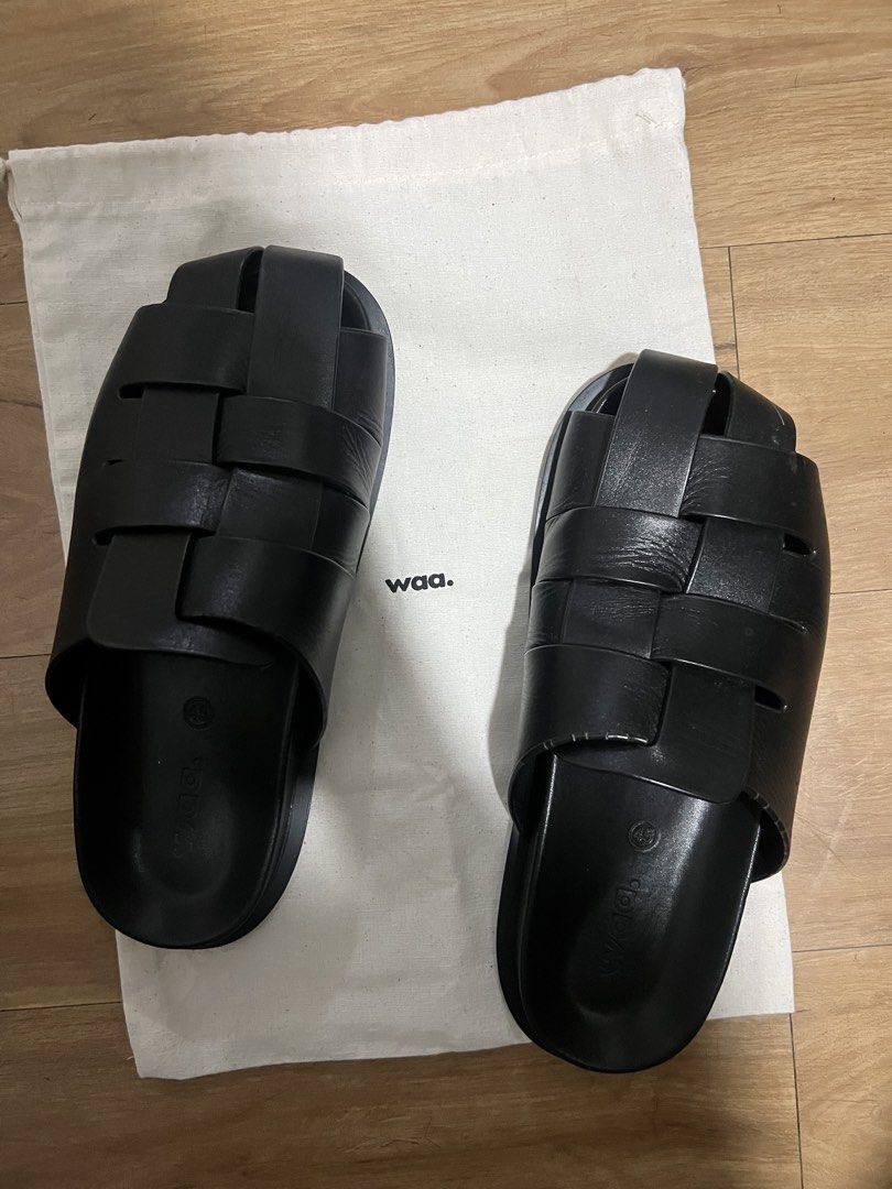 Waa Studios Caro Sandals (Category: Slippers & Slides) located in Mandaluyong City. Submitted by minimalmeowguy (Listing ID 1467505366, Image 3). Description: Waa Studios Caro Sandals - leather material - 8/10 condition. - size 45. Fits size 10-11 - bought new sandals.